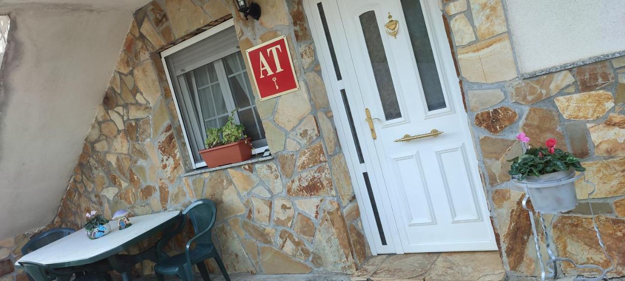 Apartamentos Casa Alvarina - Luarca Cortina Exterior photo